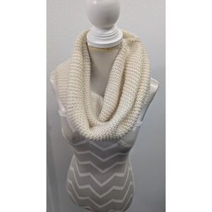 H&M‎ Cream Knit Infinity Scarf Chunky Garter Stitch Loop Winter Neck Warmer OS